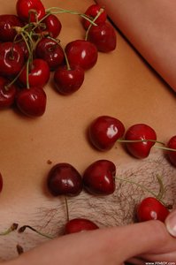 Fable in 'Cherry Cherry' (x77)10pgvpxcxe.jpg