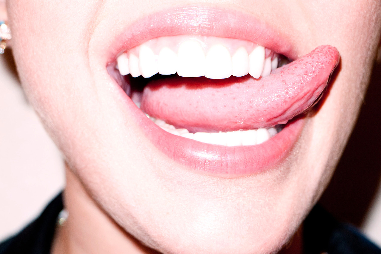 815428574_Miley_Cyrus_in_Terry_Richardson_photoshoot_October_2013_20_123_778lo.jpg